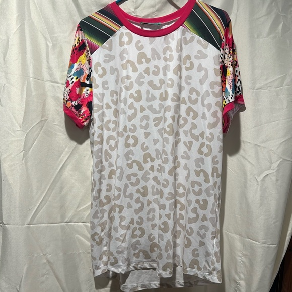 Serape and leopard top size large - Picture 2 of 3